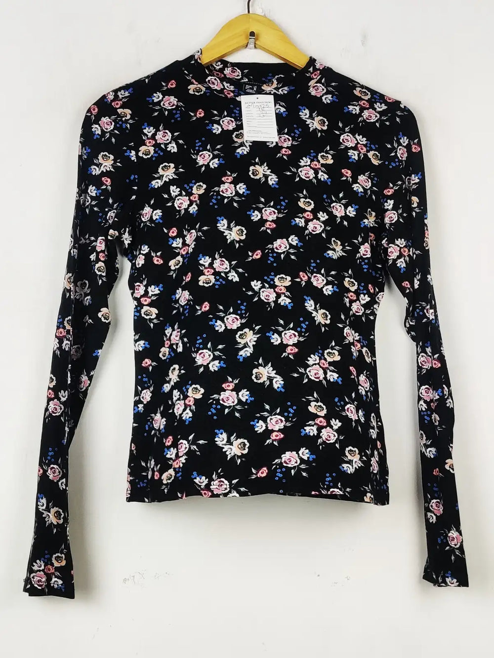 Buy online pre-used pre-loved 100% authentic & Original branded Atmosphere (SWT-7625) available in Pakistan. Top international brands avilable.