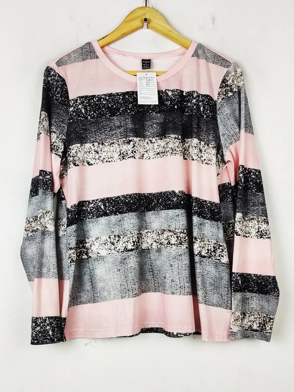Buy online pre-used pre-loved 100% authentic & Original branded Shein (SWT-7664) available in Pakistan. Top international brands avilable.