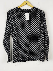 Buy online pre-used pre-loved 100% authentic & Original branded Marks & Spencer (SWT-7682) available in Pakistan. Top international brands avilable.