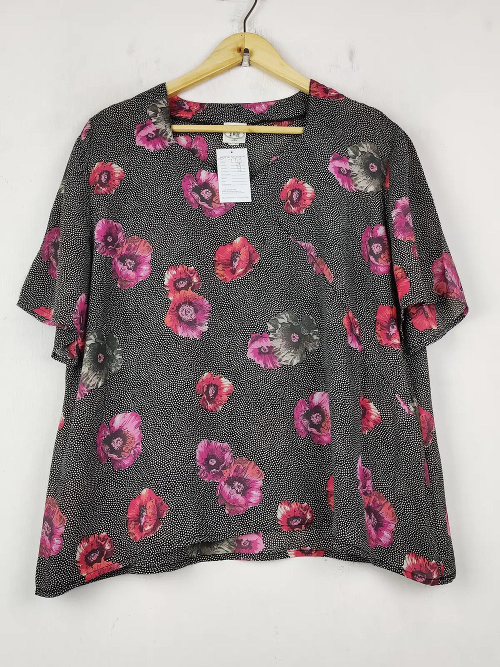 Buy online pre-used pre-loved 100% authentic & Original branded Zar Lady (SWT-7713) available in Pakistan. Top international brands avilable.