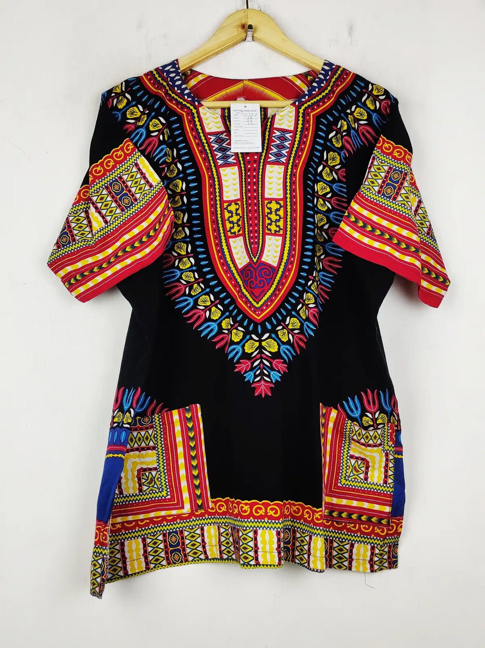Buy online pre-used pre-loved 100% authentic & Original branded Unknown Brand (SWT-7777) available in Pakistan. Top international brands avilable.