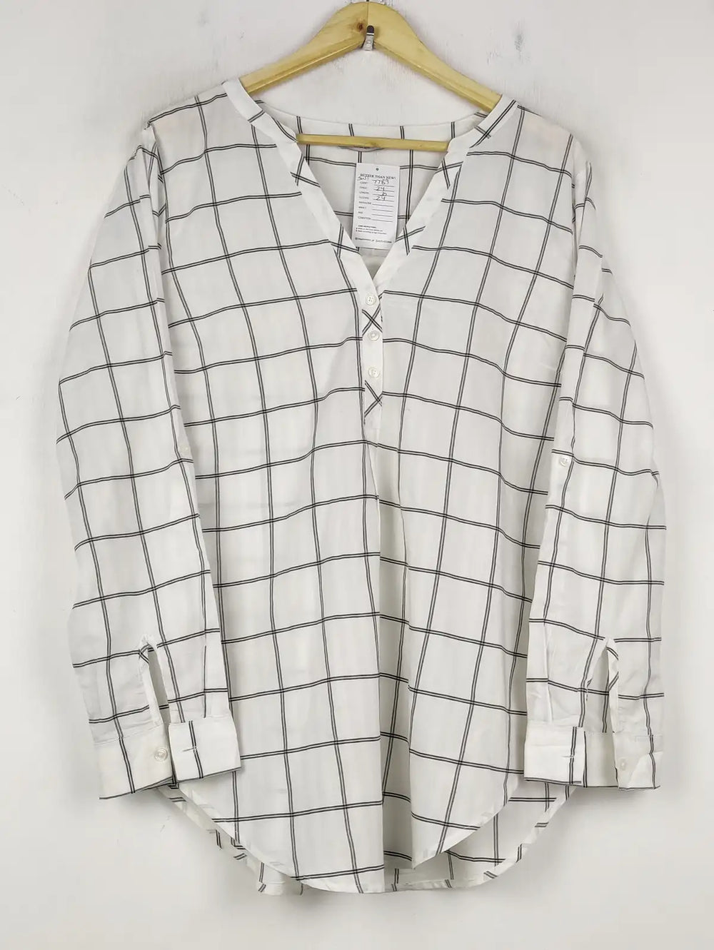 Buy online pre-used pre-loved 100% authentic & Original branded George (SWT-7789) available in Pakistan. Top international brands avilable.