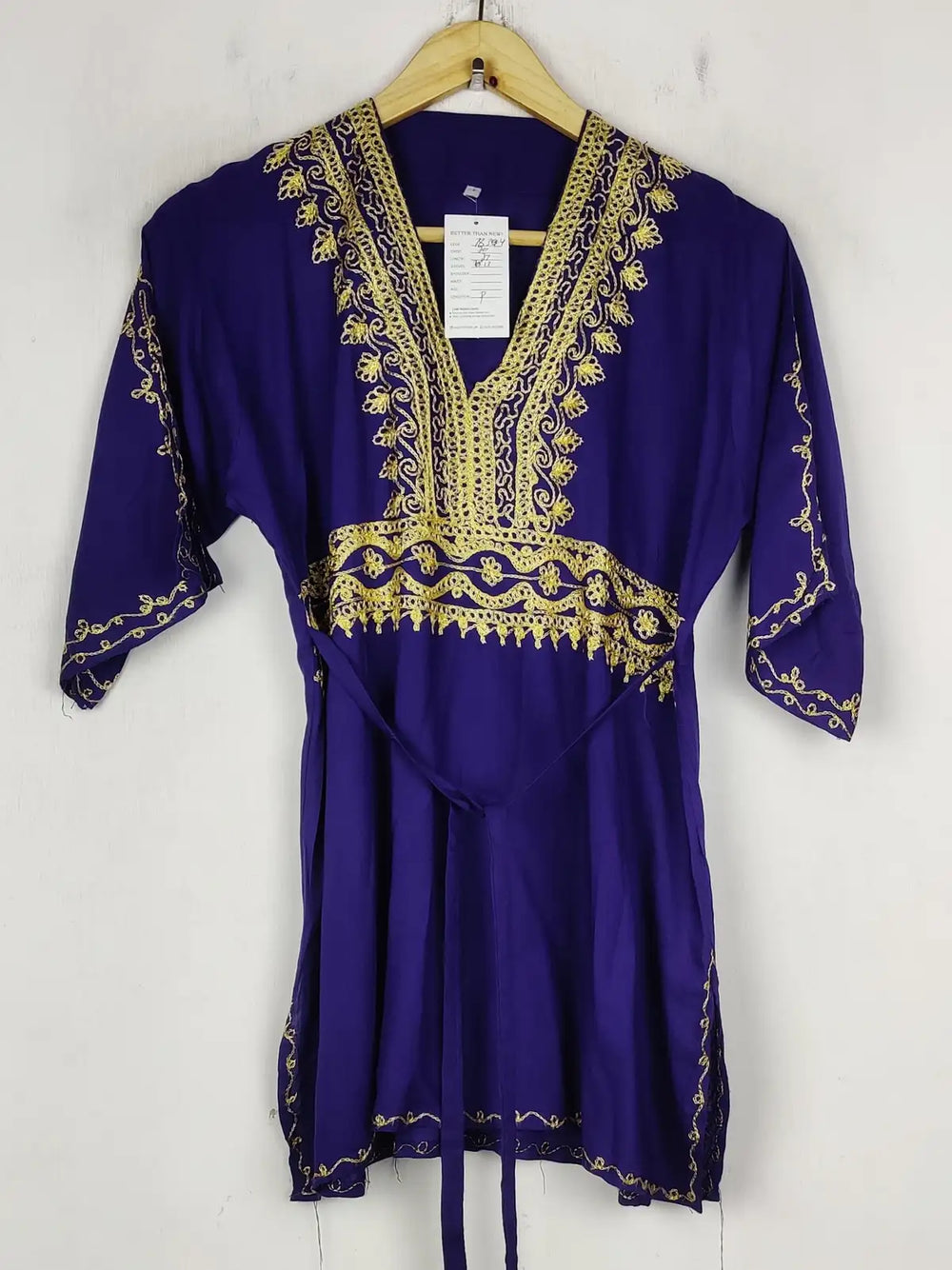 Buy online pre-used pre-loved 100% authentic & Original branded Unknown Brand (SWT-7834) available in Pakistan. Top international brands avilable.