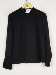 Buy online pre-used pre-loved 100% authentic & Original branded H&M (SWT-7863) available in Pakistan. Top international brands avilable.