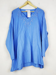 Buy online pre-used pre-loved 100% authentic & Original branded Casual Comfort (SWT-7949) available in Pakistan. Top international brands avilable.
