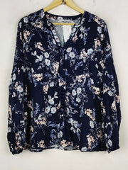 Buy online pre-used pre-loved 100% authentic & Original branded Unknown Brand (SWT-8016) available in Pakistan. Top international brands avilable.