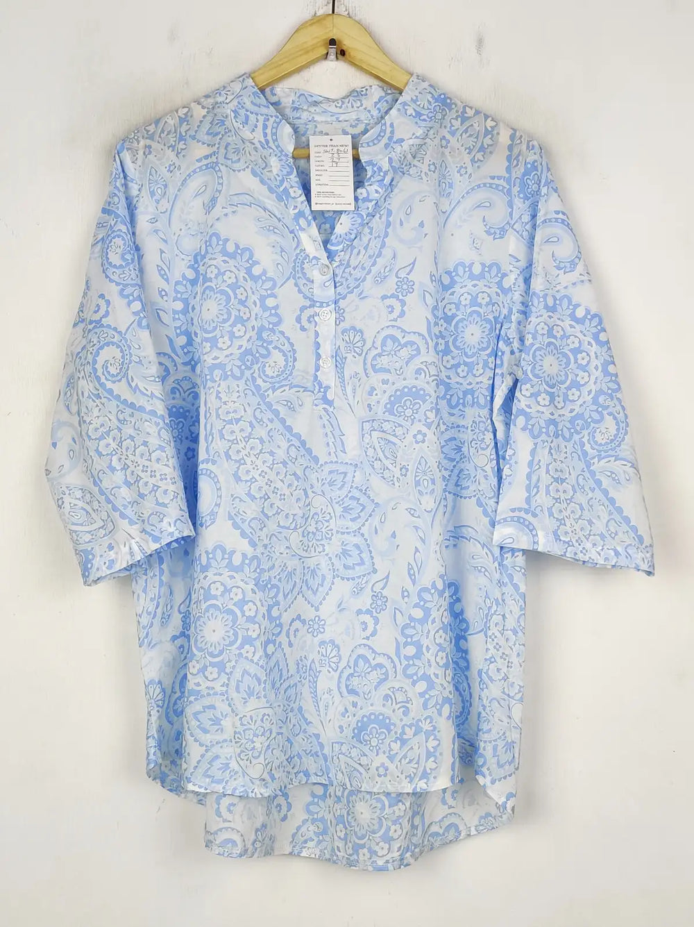 Buy online pre-used pre-loved 100% authentic & Original branded Unknown Brand (SWT-8061) available in Pakistan. Top international brands avilable.