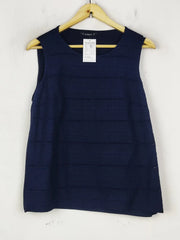 Buy online pre-used pre-loved 100% authentic & Original branded Dunnes Store (SWT-8169) available in Pakistan. Top international brands avilable.