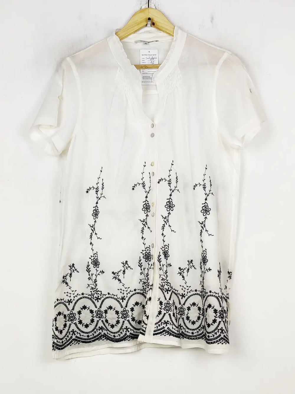 Buy online pre-used pre-loved 100% authentic & Original branded Gerard (SWT-8242) available in Pakistan. Top international brands avilable.