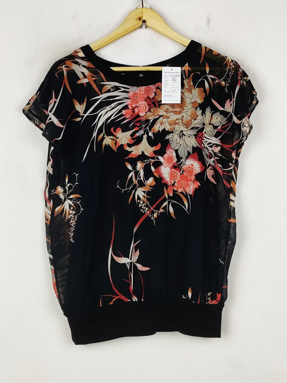 Buy online pre-used pre-loved 100% authentic & Original branded F&F (SWT-8325) available in Pakistan. Top international brands avilable.