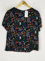 Buy online pre-used pre-loved 100% authentic & Original branded H&M (SWT-8385) available in Pakistan. Top international brands avilable.
