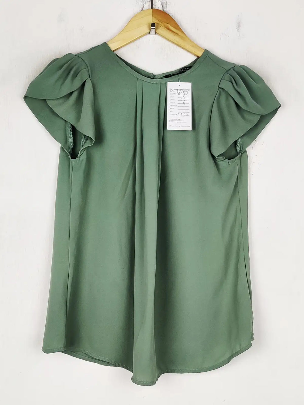 Buy online pre-used pre-loved 100% authentic & Original branded Shein (SWT-8387) available in Pakistan. Top international brands avilable.