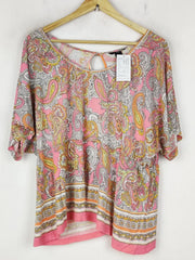 Buy online pre-used pre-loved 100% authentic & Original branded H&M (SWT-8489) available in Pakistan. Top international brands avilable.