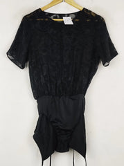 Buy online pre-used pre-loved 100% authentic & Original branded Unknown Brand (SWT-8586) available in Pakistan. Top international brands avilable.
