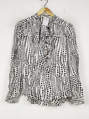 Buy online pre-used pre-loved 100% authentic & Original branded Monsoon (SWT-8629) available in Pakistan. Top international brands avilable.