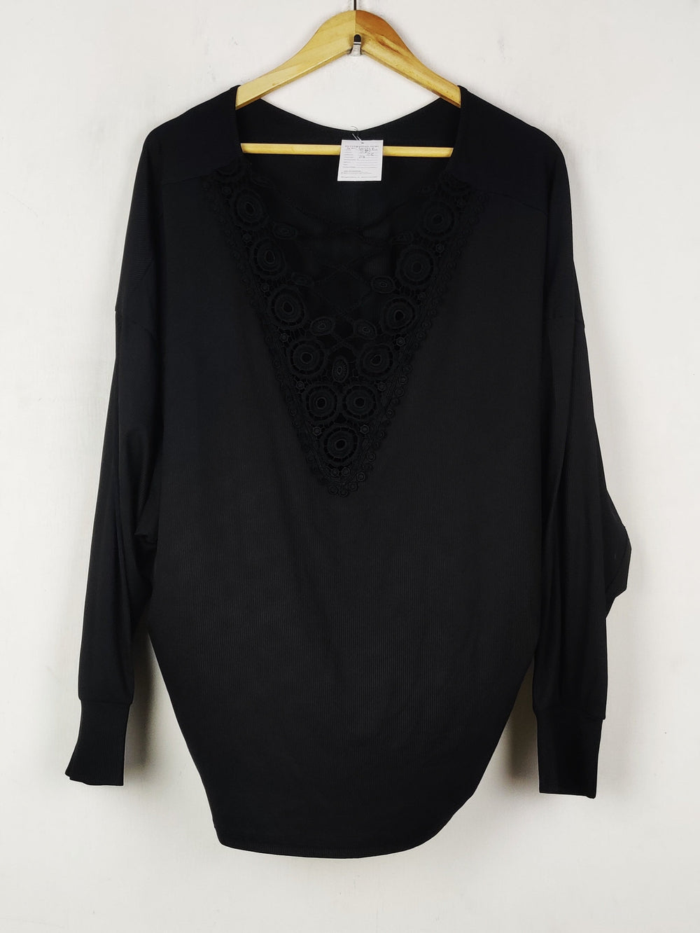 Buy online pre-used pre-loved 100% authentic & Original branded Shein (SWT-8816) available in Pakistan. Top international brands avilable.