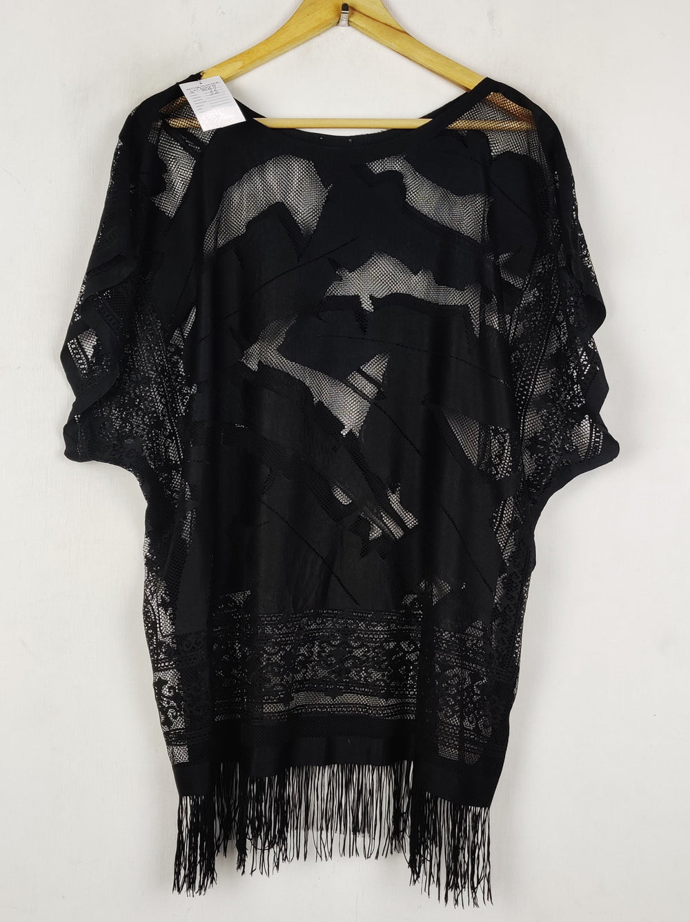 Buy online pre-used pre-loved 100% authentic & Original branded Unknown Brand (SWT-8877) available in Pakistan. Top international brands avilable.