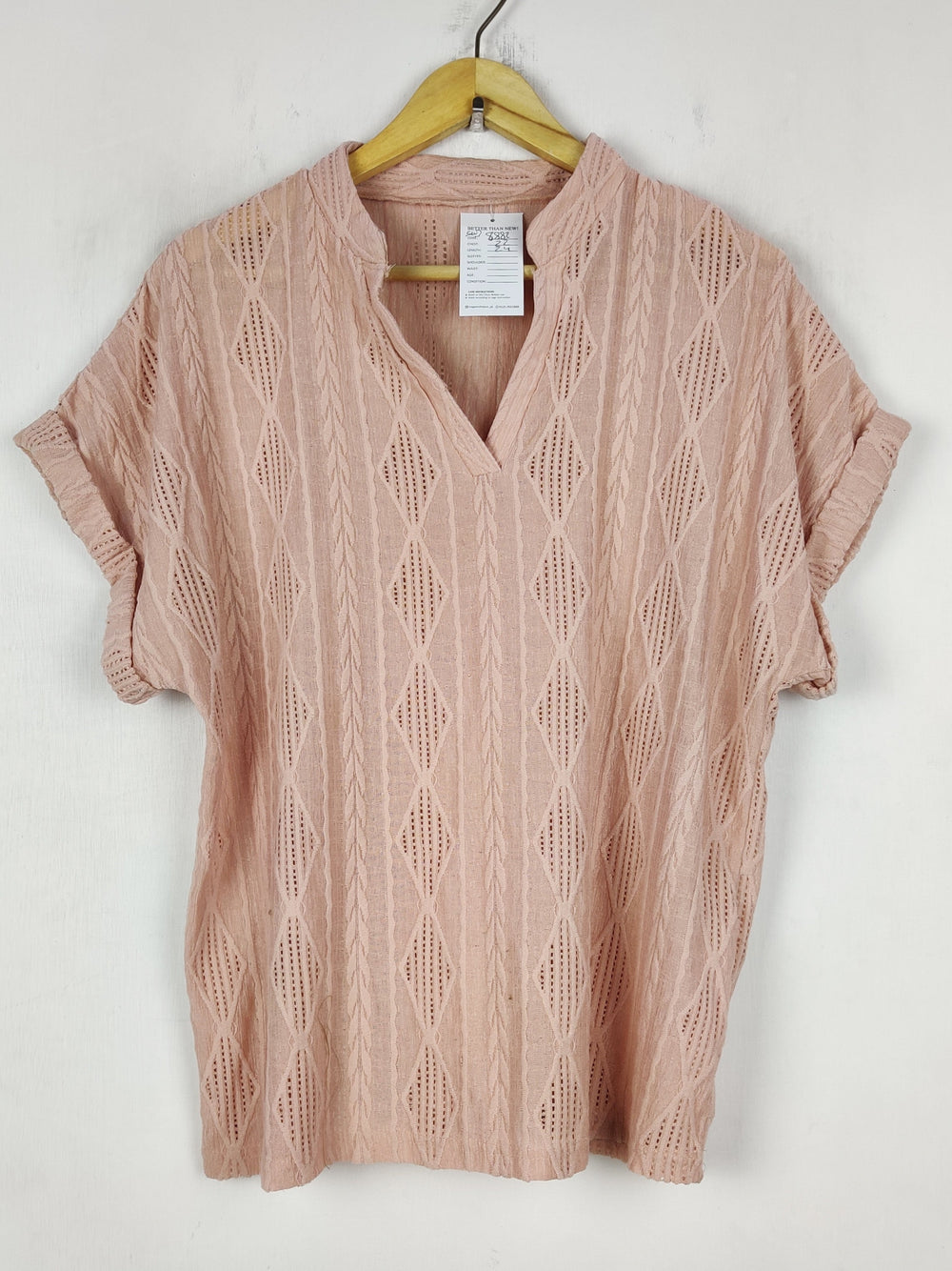 Buy online pre-used pre-loved 100% authentic & Original branded Unknown Brand (SWT-8882) available in Pakistan. Top international brands avilable.