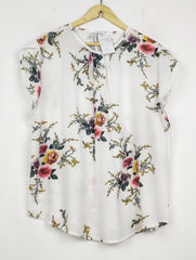 Buy online pre-used pre-loved 100% authentic & Original branded Unknown Brand (SWT-9009) available in Pakistan. Top international brands avilable.