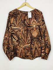 Buy online pre-used pre-loved 100% authentic & Original branded H&M (SWT-9179) available in Pakistan. Top international brands avilable.
