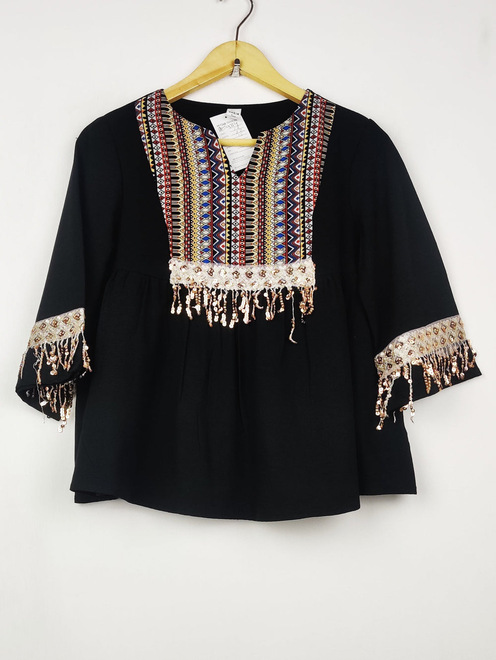 Buy online pre-used pre-loved 100% authentic & Original branded Shein (SWT-9214) available in Pakistan. Top international brands avilable.