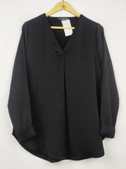 Buy online pre-used pre-loved 100% authentic & Original branded Primark (SWT-9224) available in Pakistan. Top international brands avilable.
