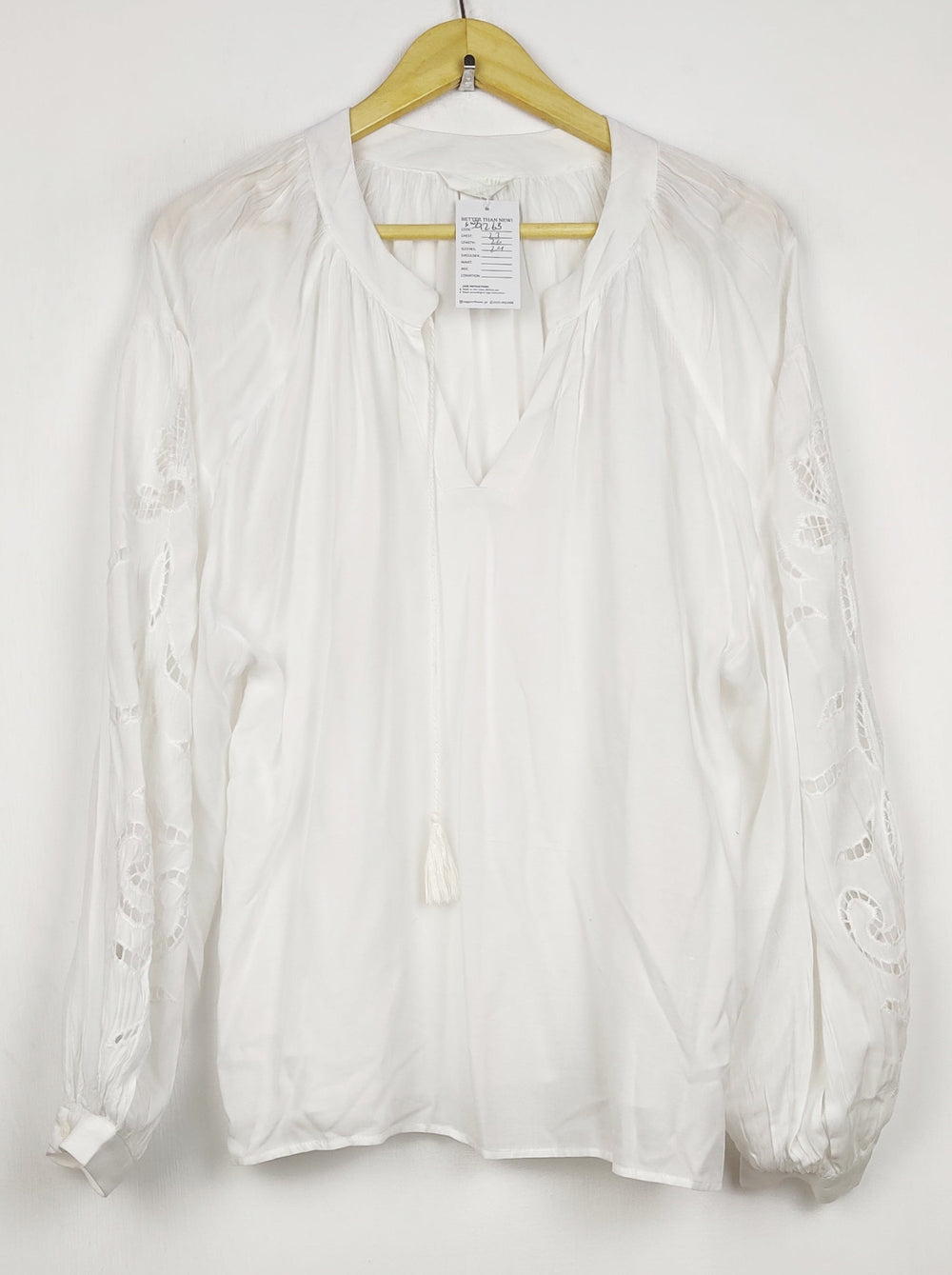 Buy online pre-used pre-loved 100% authentic & Original branded H&M (SWT-9263) available in Pakistan. Top international brands avilable.