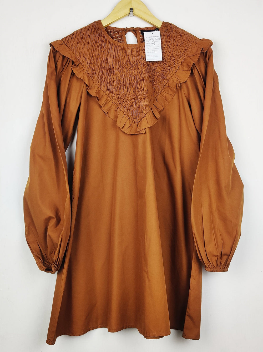 Buy online pre-used pre-loved 100% authentic & Original branded Prettylittlething (SWT-9349) available in Pakistan. Top international brands avilable.