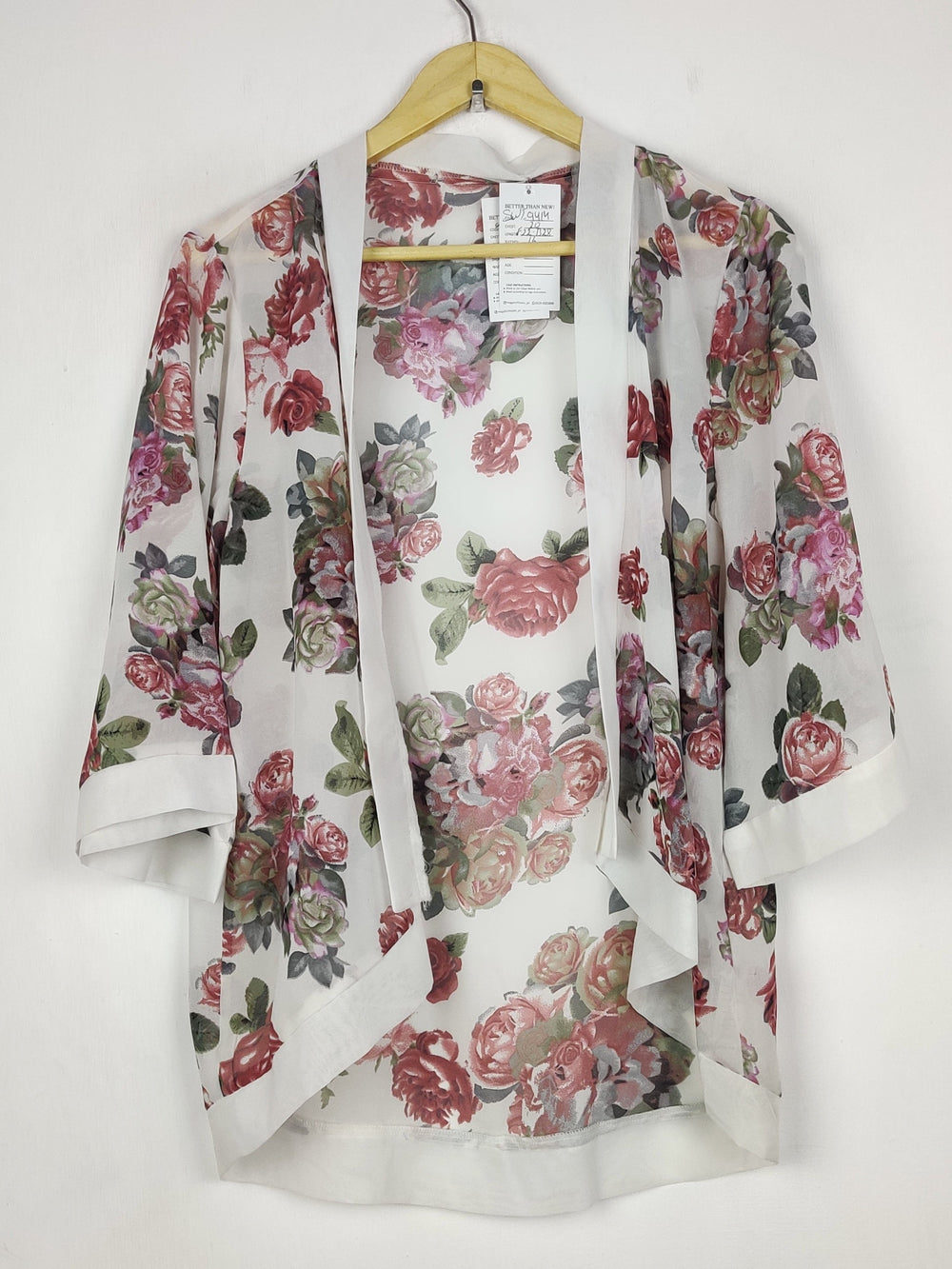 Buy online pre-used pre-loved 100% authentic & Original branded Unknown Brand (SWT-9414) available in Pakistan. Top international brands avilable.