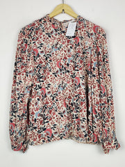 Buy online pre-used pre-loved 100% authentic & Original branded Primark (SWT-9416) available in Pakistan. Top international brands avilable.