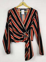 Buy online pre-used pre-loved 100% authentic & Original branded Primark (SWT-9436) available in Pakistan. Top international brands avilable.