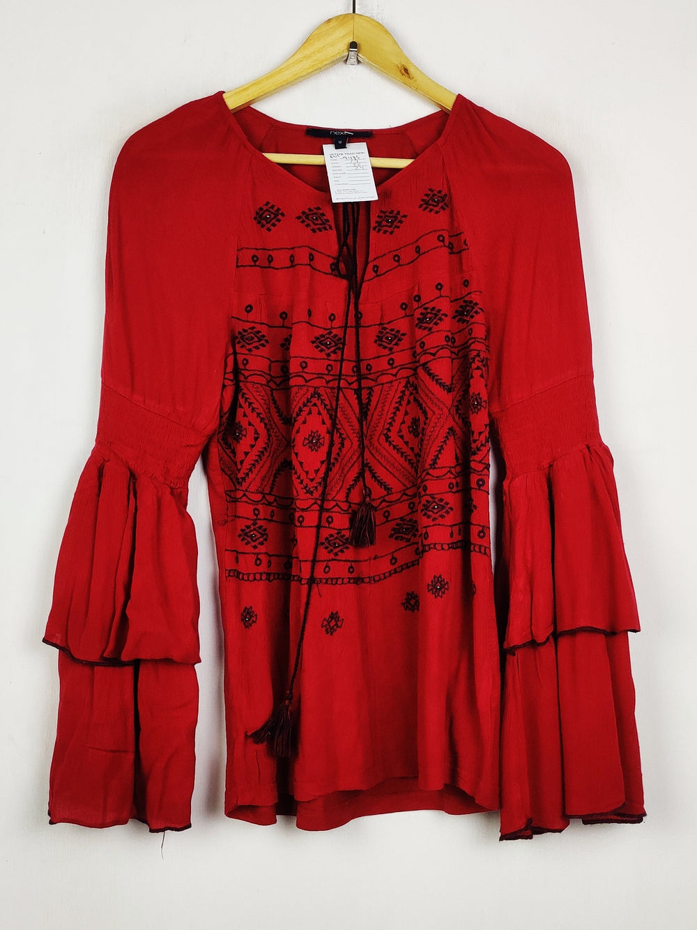 Buy online pre-used pre-loved 100% authentic & Original branded Next (SWT-9485) available in Pakistan. Top international brands avilable.