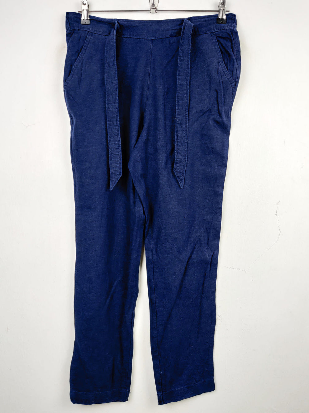 Buy online pre-used pre-loved 100% authentic & Original branded Tu (T-1007) available in Pakistan. Top international brands avilable.