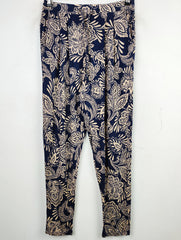 Buy online pre-used pre-loved 100% authentic & Original branded Papaya (T-1020) available in Pakistan. Top international brands avilable.