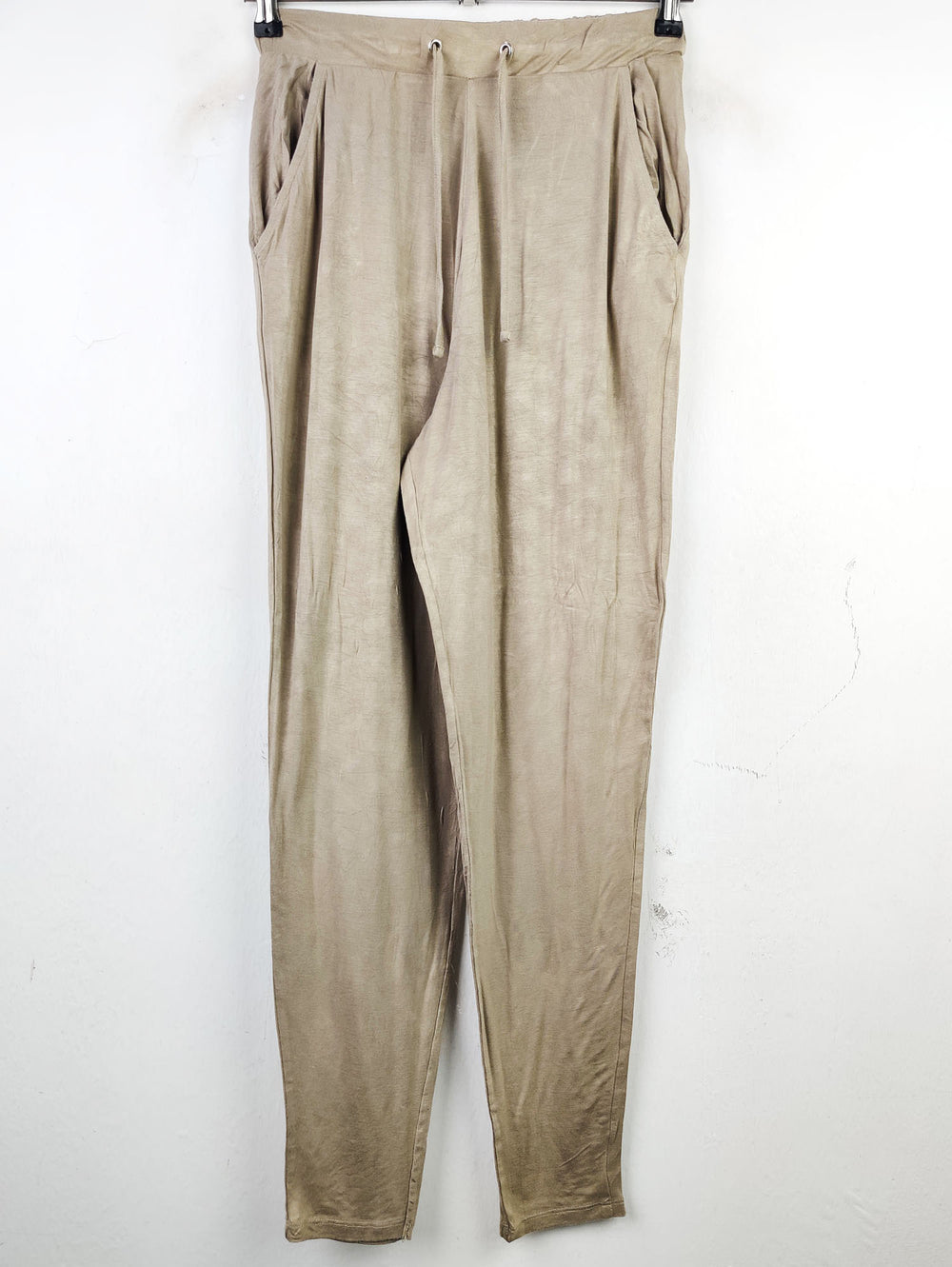 Buy online pre-used pre-loved 100% authentic & Original branded Tu (T-1055) available in Pakistan. Top international brands avilable.