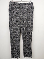 Buy online pre-used pre-loved 100% authentic & Original branded Bonmarche (T-1151) available in Pakistan. Top international brands avilable.