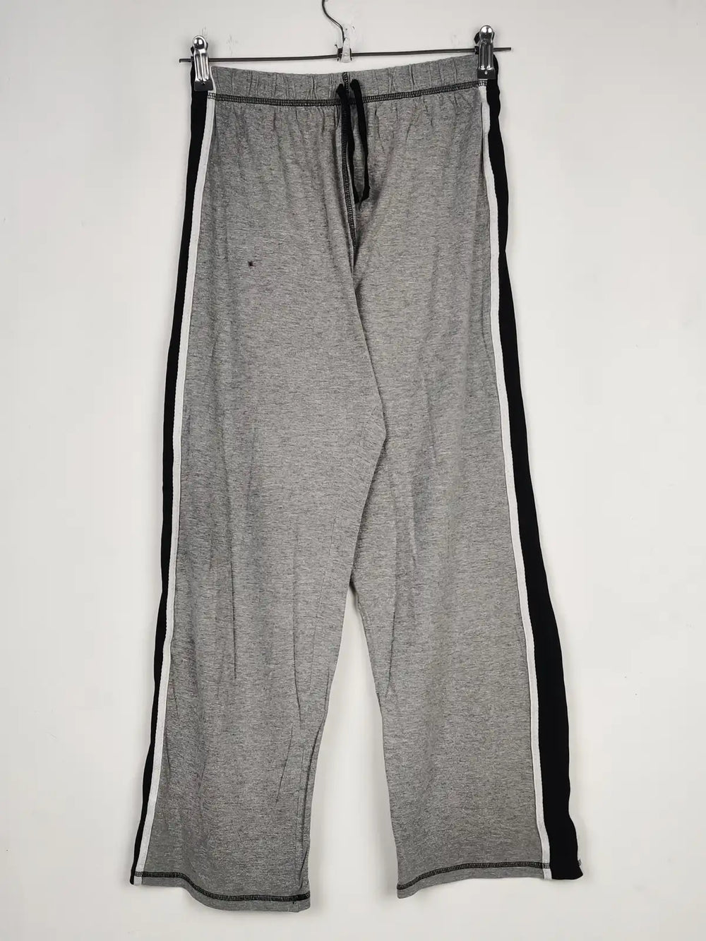 Buy online pre-used pre-loved 100% authentic & Original branded Mark & Spencer (T-1741) available in Pakistan. Top international brands avilable.