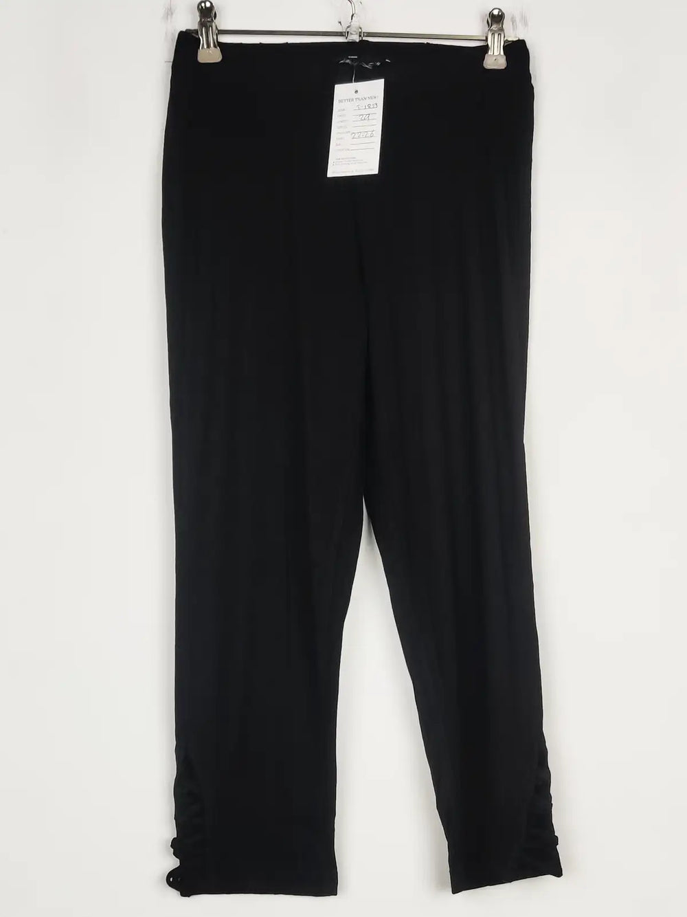 Buy online pre-used pre-loved 100% authentic & Original branded Unknown Brand (T-1823) available in Pakistan. Top international brands avilable.