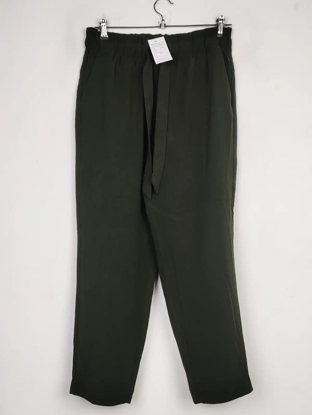 Buy online pre-used pre-loved 100% authentic & Original branded Lofit (T-1952) available in Pakistan. Top international brands avilable.