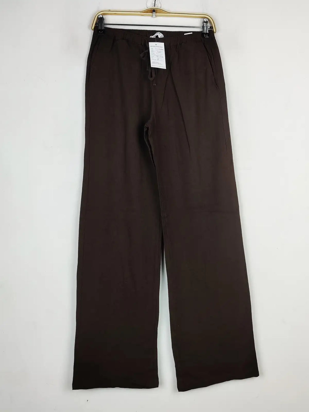 Buy online pre-used pre-loved 100% authentic & Original branded Pull&Bear (T-2226) available in Pakistan. Top international brands avilable.
