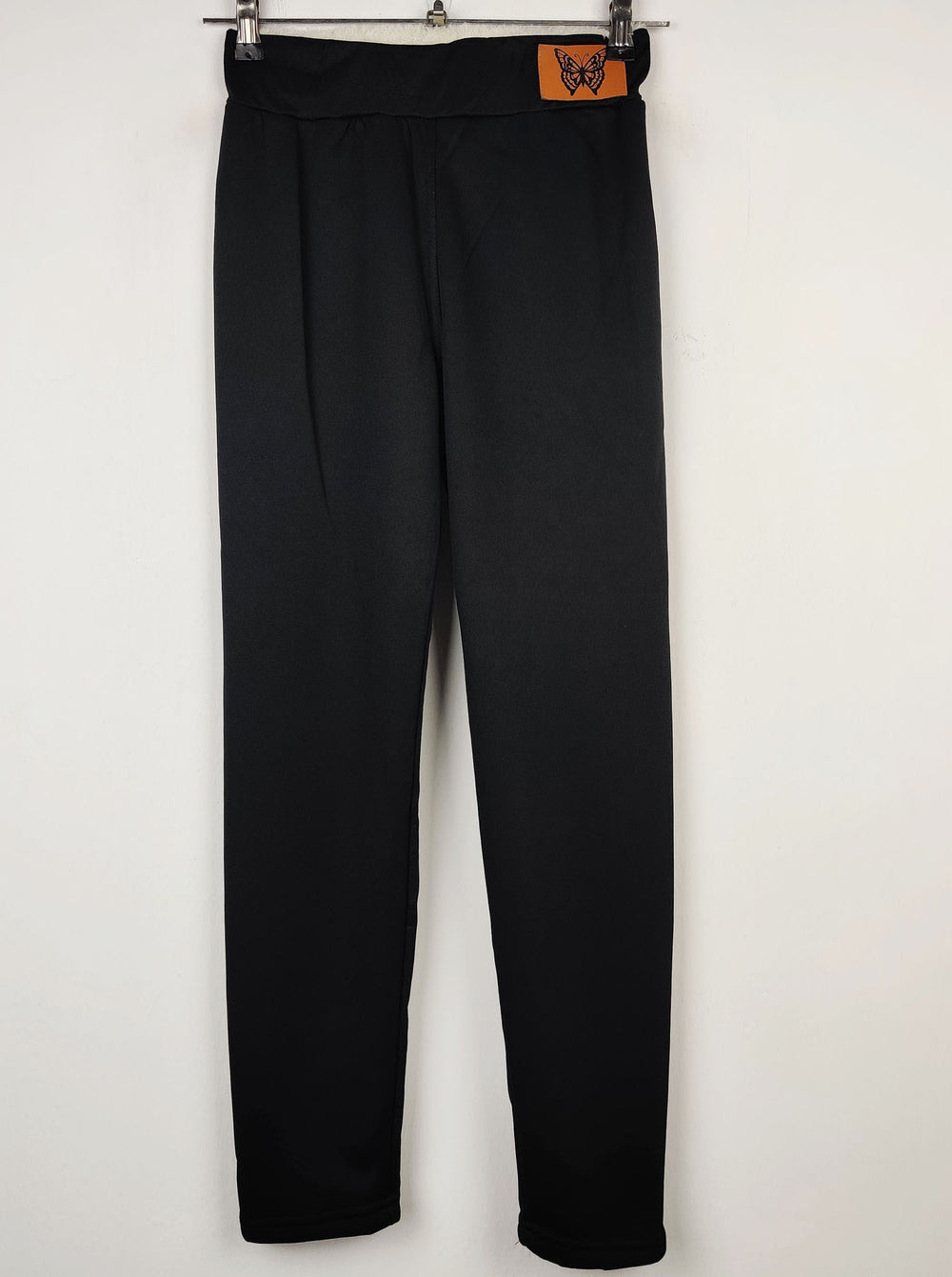 Buy online pre-used pre-loved 100% authentic & Original branded Unknown Brand (T-240) available in Pakistan. Top international brands avilable.