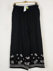 Buy online pre-used pre-loved 100% authentic & Original branded Next (T-2445) available in Pakistan. Top international brands avilable.