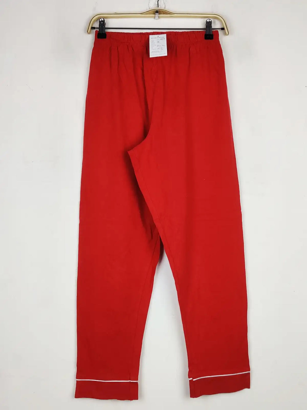 Buy online pre-used pre-loved 100% authentic & Original branded Unknown Brand (T-2479) available in Pakistan. Top international brands avilable.