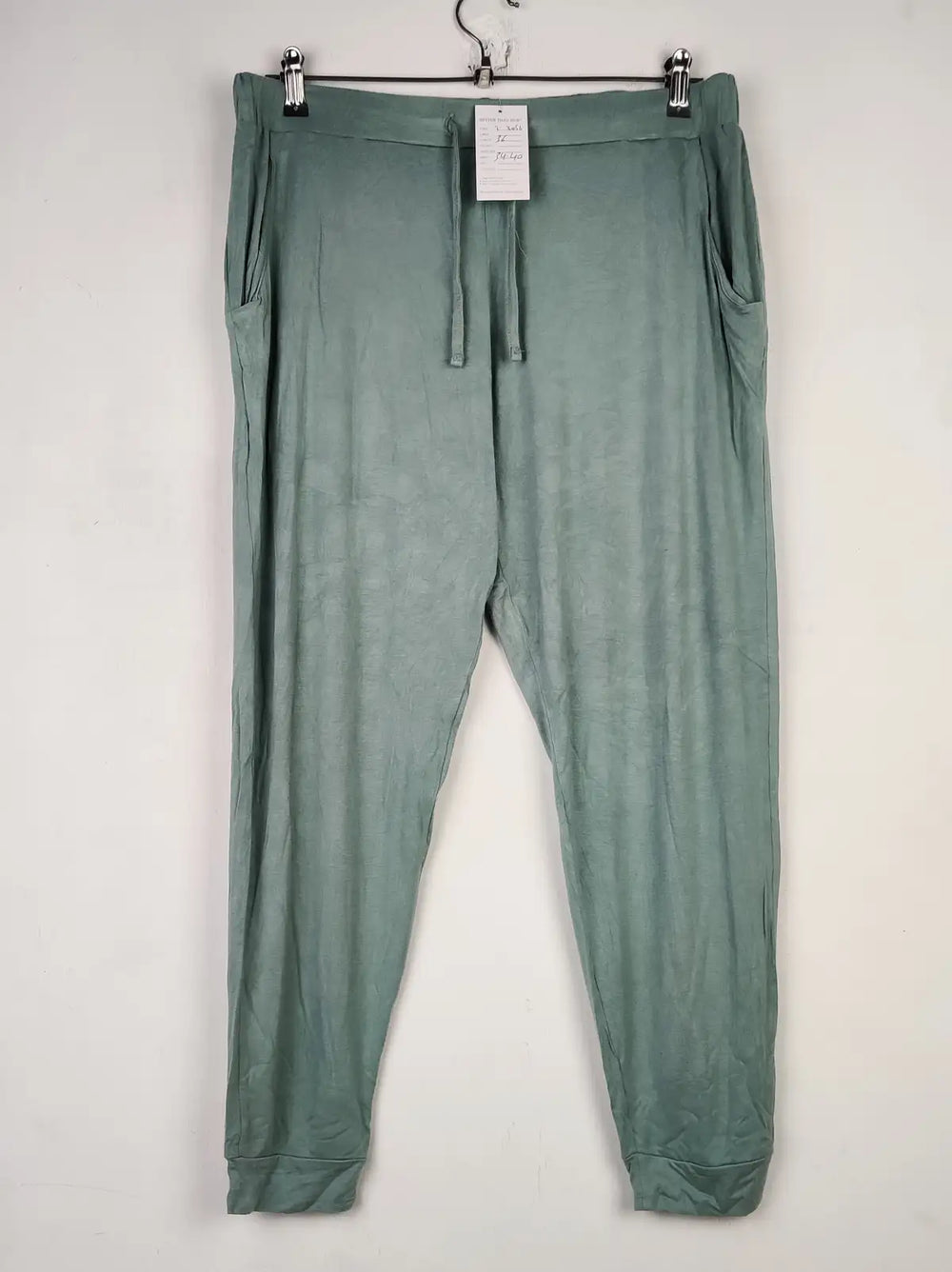 Buy online pre-used pre-loved 100% authentic & Original branded Topshop (T-3056) available in Pakistan. Top international brands avilable.