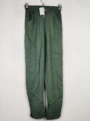 Buy online pre-used pre-loved 100% authentic & Original branded H&M (T-3065) available in Pakistan. Top international brands avilable.