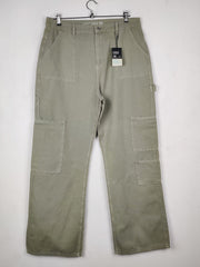 Buy online pre-used pre-loved 100% authentic & Original branded Primark (T-3253) available in Pakistan. Top international brands avilable.