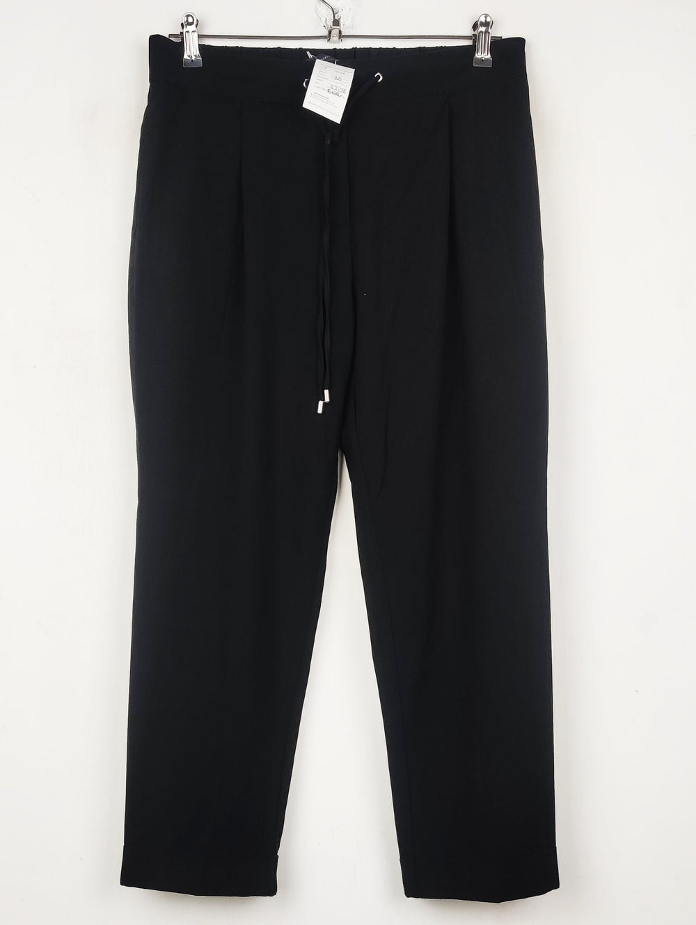 Buy online pre-used pre-loved 100% authentic & Original branded Marks & Spencer (T-3458) available in Pakistan. Top international brands avilable.