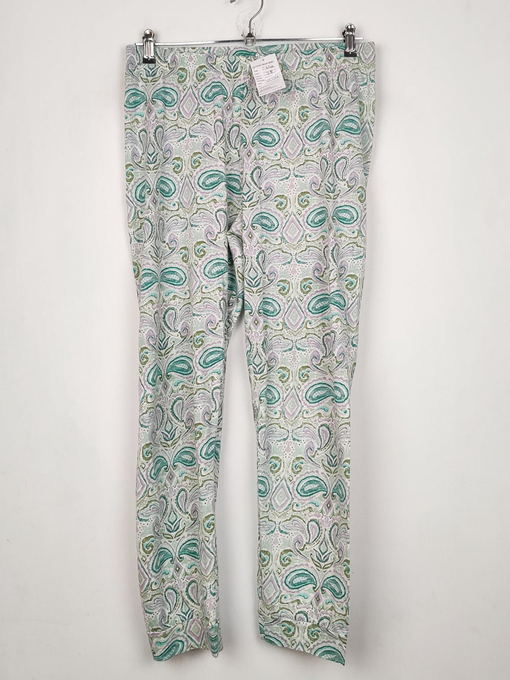 Buy online pre-used pre-loved 100% authentic & Original branded Primark (T-3506) available in Pakistan. Top international brands avilable.