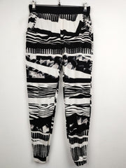 Buy online pre-used pre-loved 100% authentic & Original branded River Island (T-374) available in Pakistan. Top international brands avilable.