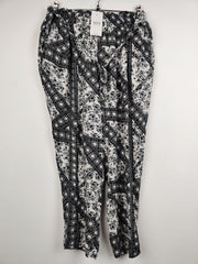 Buy online pre-used pre-loved 100% authentic & Original branded River Island (T-379) available in Pakistan. Top international brands avilable.